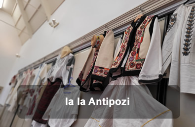 Ia la Antipozi